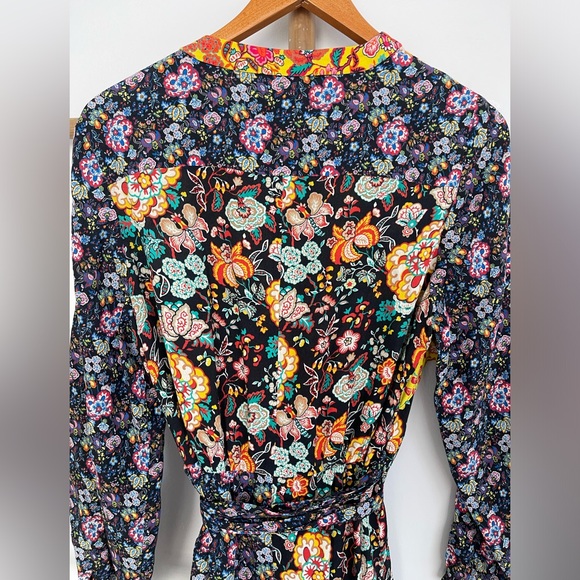 FRAME Floral Panel Wrap Dress, Medium - Picture 6 of 10